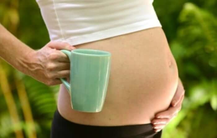 妊娠中 お茶 便秘